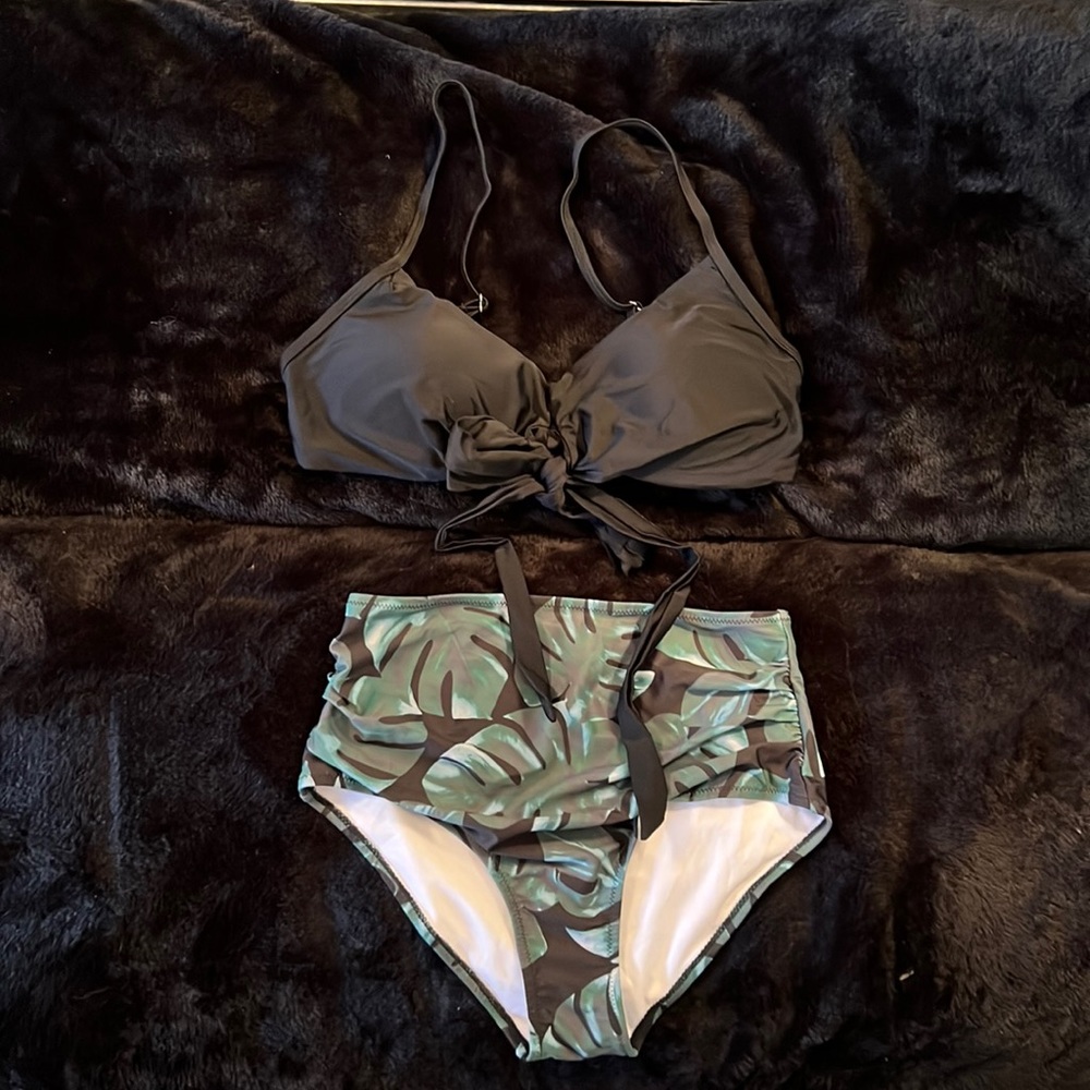 BLACK FRIDAY SWIMSUIT SALE